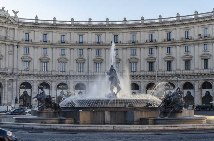 168 - Italia - Roma - plaza de La Republica y fuente de las Nayades